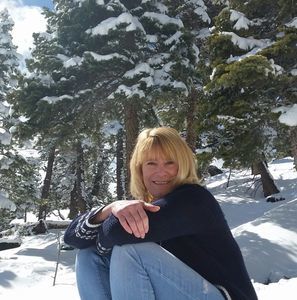 Meet your Posher, Monique